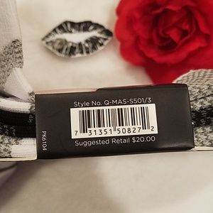 Marilyn Monroe Accessories - 💋Marilyn Monroe Soft Touch Low Cut Socks Marilyn Monroe Accessories - 💋Marilyn Monroe Soft Touch Low Cut Socks